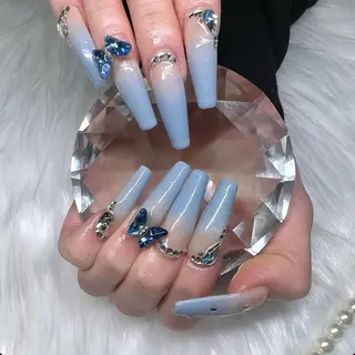 ネイル Kobayashi Komugiのネイルデザイン