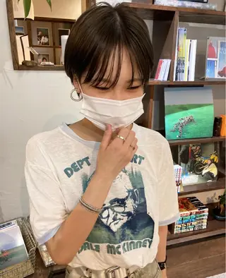 ショート 金田 夏野のヘアスタイル