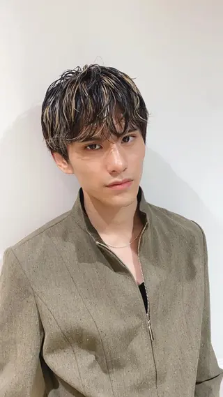 ショート カラー メンズ Emerge渋谷店所属・パーマ/レイヤー 🐯ヒョウガ🐯のヘアスタイル