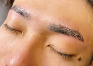 メンズ アイブロウ まつ毛パーマ専門& men's眉AYAの眉毛・アイブロウイメージ