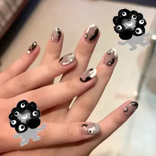 ネイル mibu 𓀬鈴木のマツエク・マツパデザイン