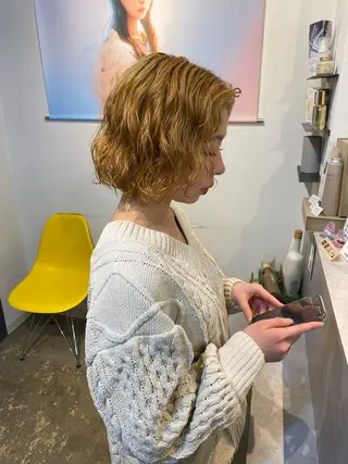 ミディアム カラー パーマ ✂韓国レイヤー 🦋みやび🪽のヘアスタイル