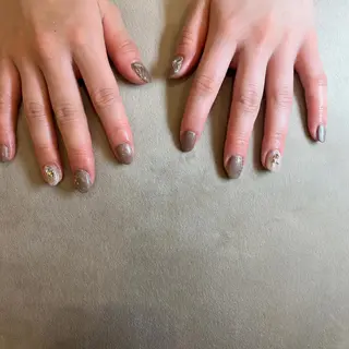 ネイル フリーランス¨̮⃝ ネイリストOKADAのネイルデザイン