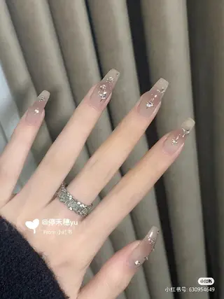 ネイル N. サロン所属・Theone栄店 田口のネイルデザイン