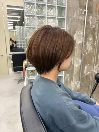 ショート カラー ヘアアレンジ BELLA阿部野 TOMOMIのヘアスタイル