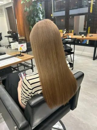 カラー SHUNTA✨ NEXT/ブリーチのヘアスタイル