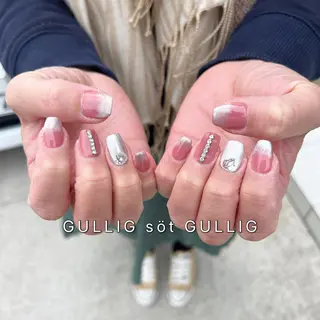 ネイル GULLIG söt GULLIGのネイルデザイン