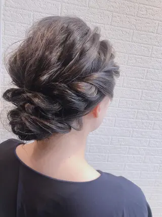 ミディアム ヘアアレンジ 久保田 茜のヘアスタイル
