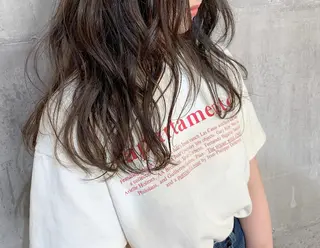 ロング 福山 晴香のヘアスタイル