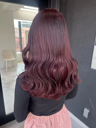 ロング 切りっぱなしボブイヤ リングカラー清水隆央のヘアスタイル