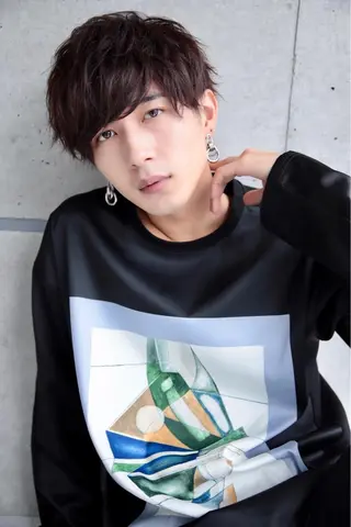 ミディアム カラー パーマ メンズ 赤み消し🌿 透明感カラー🫧のヘアスタイル