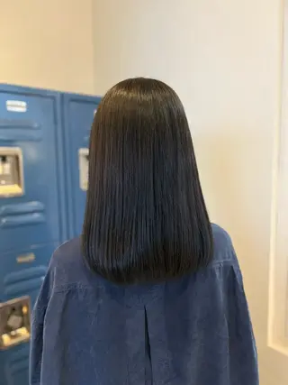 ミディアム カラー 安部 美里のヘアスタイル