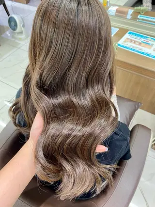 セミロング カラー 長妻莉央/縮毛矯正 髪質改善カラーのヘアスタイル