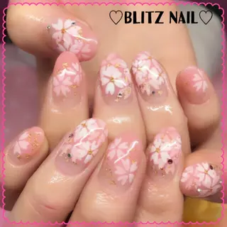 ネイル BLITZ Nail 岩田💅🏻✨のネイルデザイン