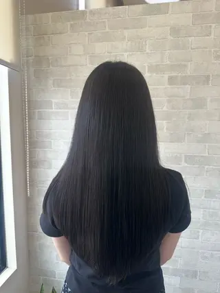 ロング 岡松 優月のヘアスタイル