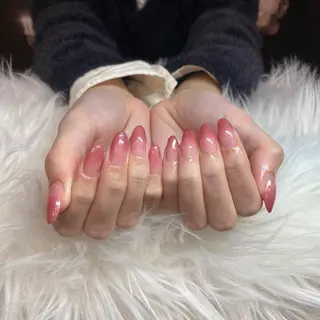 ネイル HANA 中初美のネイルデザイン