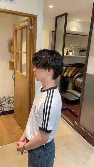 パーマ メンズ 秋元 佳乃のヘアスタイル