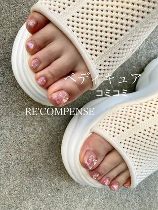ネイル RE'COMPENSE所属・れこん ぱんすのネイルデザイン