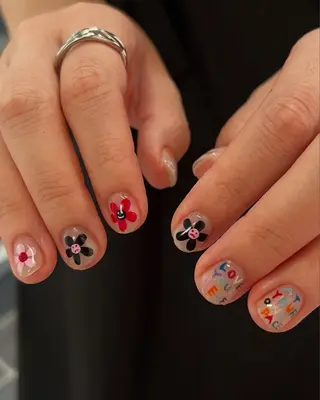 ネイル Hata nail 🎀個性派ニュアンスのネイルデザイン