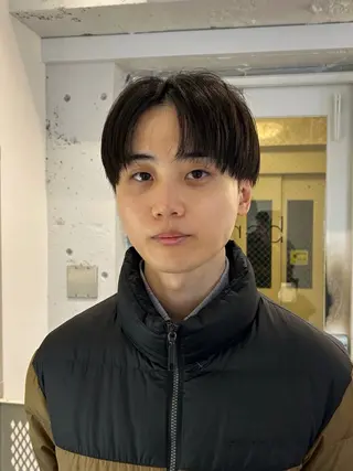 ショート エリ   メンズ パーマ 眉毛のヘアスタイル