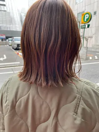 セミロング さの あやねのヘアスタイル