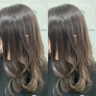 セミロング カラー 飯田 真澄のヘアスタイル