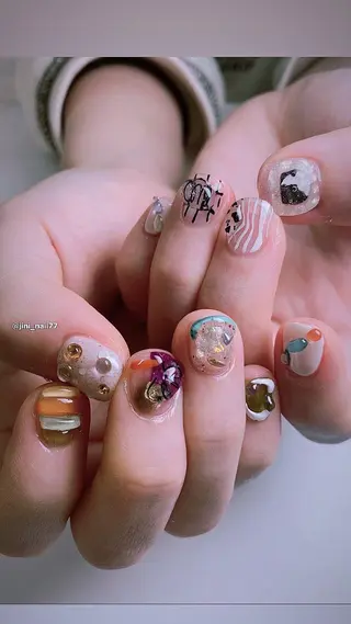 ネイル JINI NAIL所属・ジニ ネイルのネイルデザイン