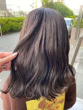 セミロング ELEN 新百合ヶ丘のヘアスタイル