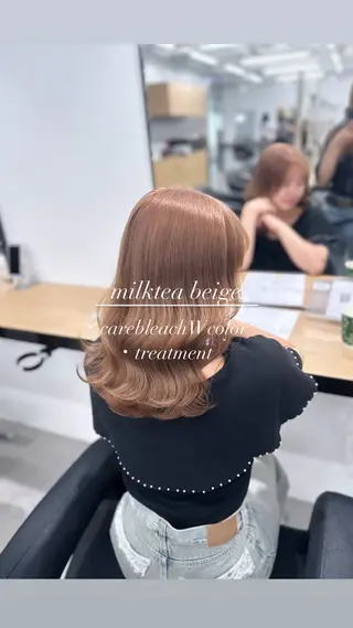 ロング カラー NAMI🤎ブラウン &ミルクティー🤍のヘアスタイル