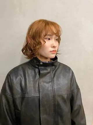 ミディアム カラー ヘアアレンジ mina 🌷のヘアスタイル