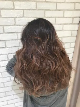 ロング カラー Ash 戸田公園店のヘアスタイル