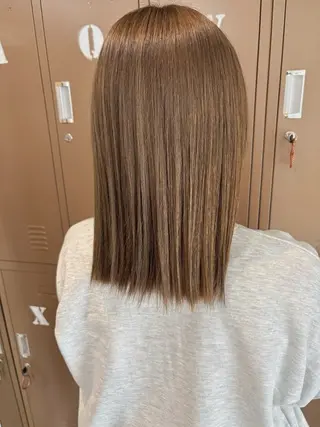 ミディアム 顔周りの似合わせ特化 井手麻梨栄のヘアスタイル