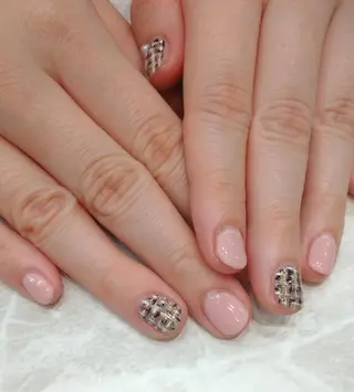 ネイル 會田 瑠衣のネイルデザイン