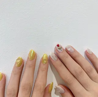 ネイル 佐藤 穂乃香のネイルデザイン