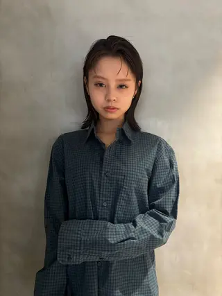 ミディアム カラー NAVY/ Miharuのヘアスタイル