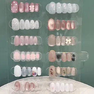 ネイル 💙🤍Tiary M🤍💙のネイルデザイン