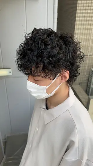 パーマ メンズ 曲がる縮毛矯正 LIBER 　岩名のヘアスタイル