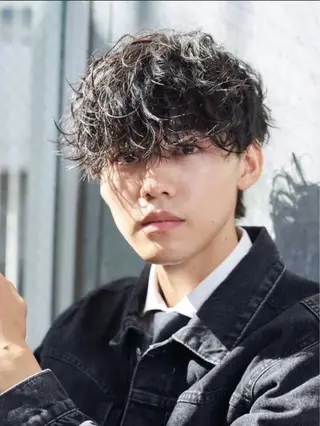 パーマ メンズ パーマ支持率No.1 ❤️‍🔥安成弾のヘアスタイル