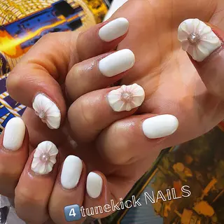 ネイル 4tunekick NAILS(フォーチュンキックネイルズ)所属・光森 淳子のネイルデザイン
