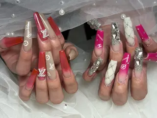 ネイル ✴︎ Delightのネイルデザイン