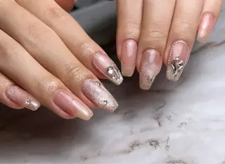 ネイル Mon trésor所属・Montrésor 名古屋ネイルサロンのネイルデザイン