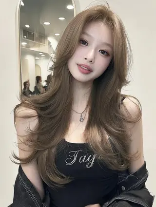 ロング カラー レイヤーカット✨ 福井雄登のヘアスタイル