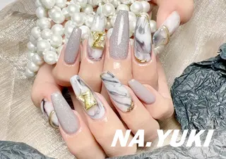 ネイル 🌷 Mooning 🌷のネイルデザイン