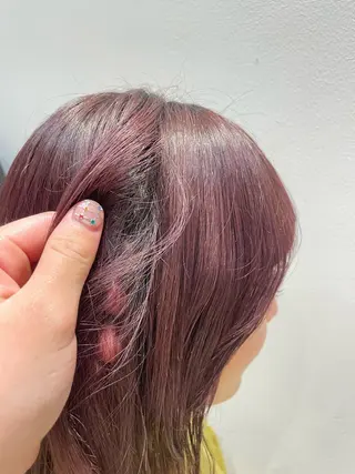 カラー Hiroka / NANAのヘアスタイル