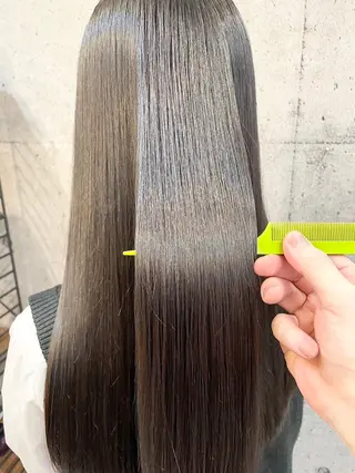 ロング ブリーチ特化🎖️ピ ンクカラー高橋さやかのヘアスタイル