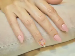 ネイル Lycka 菜央のネイルデザイン