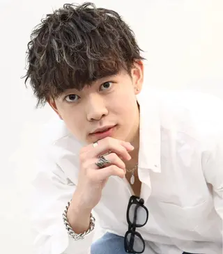 ショート カラー メンズ 大住 京平のヘアスタイル