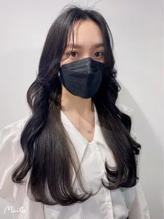 セミロング ⭐️韓国髪質改善 レイヤー⭐️亀山努のヘアスタイル