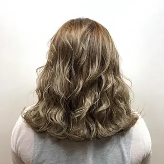 セミロング カラー レイヤー,ボブ / 彩未のヘアスタイル