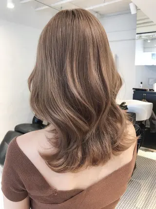 セミロング ITbyALBUM 八王子店のヘアスタイル
